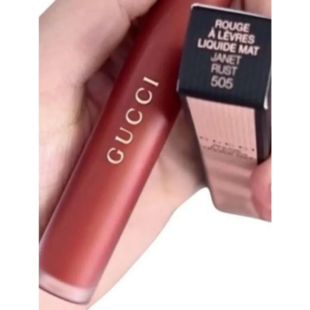 Gucci definition understated